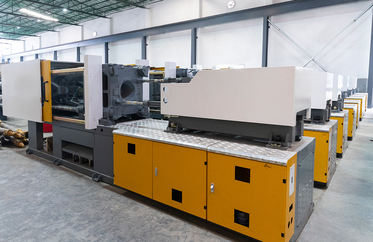 Premium injection molding machine